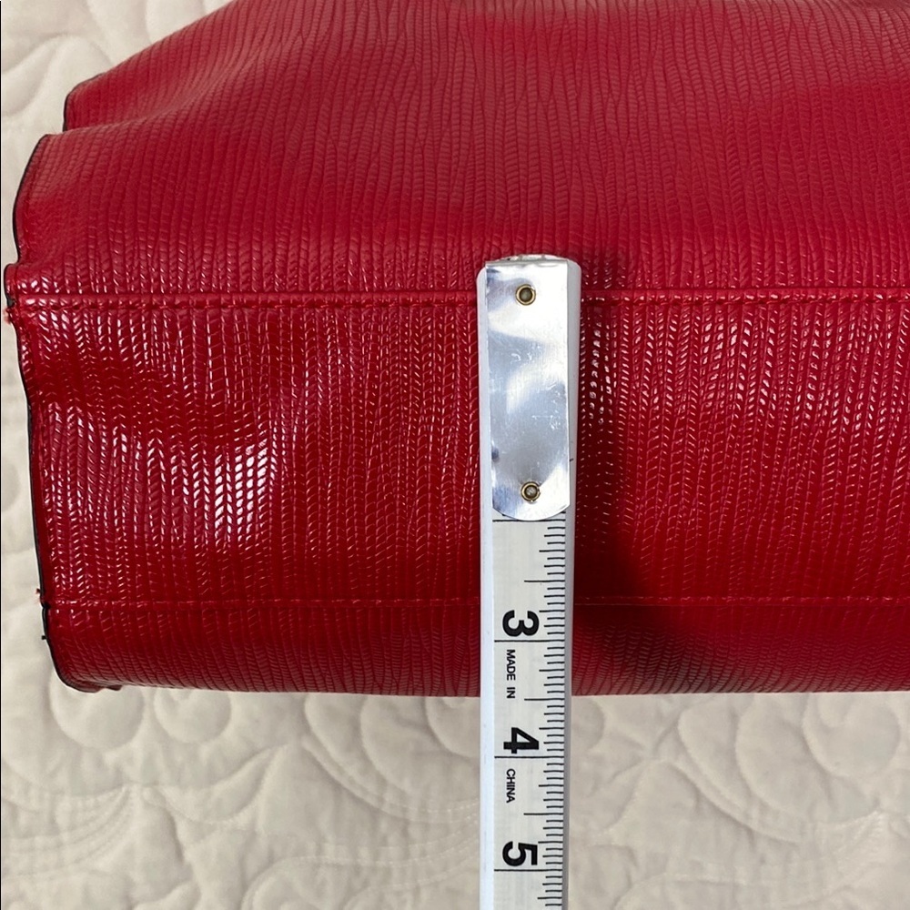 Elizabeth Arden Red Tote Handbag - Picture 10 of 11